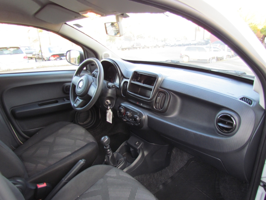 fiat mobi 1.0 evo flex like. manual 4p 2021 fiat mobi 1.0 evo flex like. manual 4p 2021