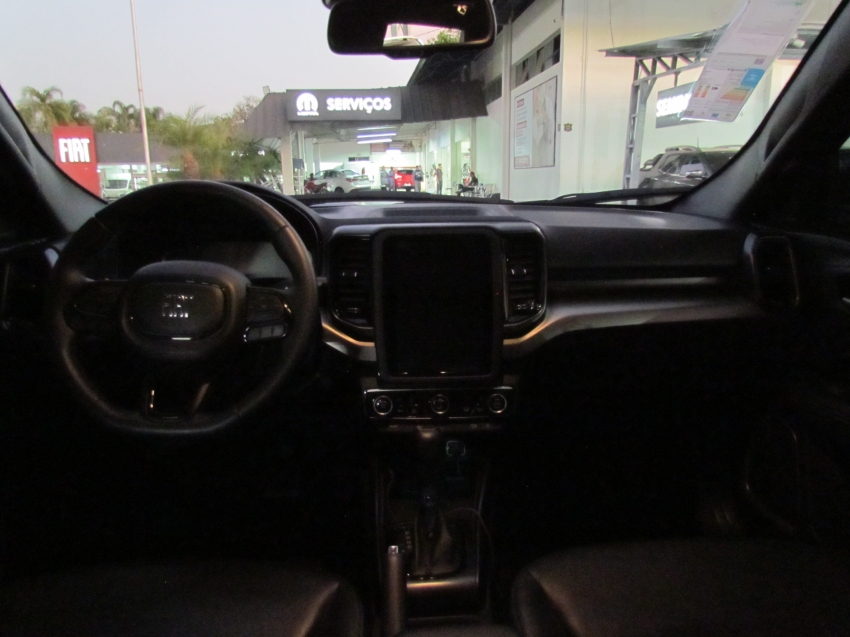 fiat toro 1.3 turbo 270 flex volcano at6 4p automatico 2024