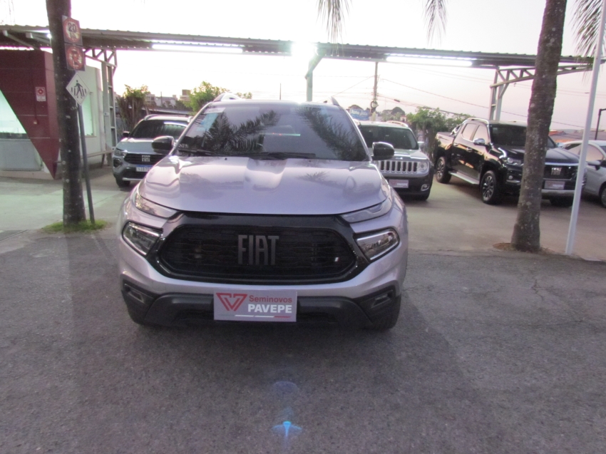 fiat toro 1.3 turbo 270 flex volcano at6 4p automatico 2024