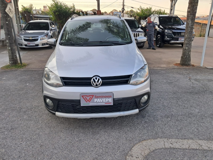 volkswagen crossfox 1.6 mi flex 8v 4p automatizado automatico 2014 volkswagen crossfox 1.6 mi flex 8v 4p automatizado automatico 2014