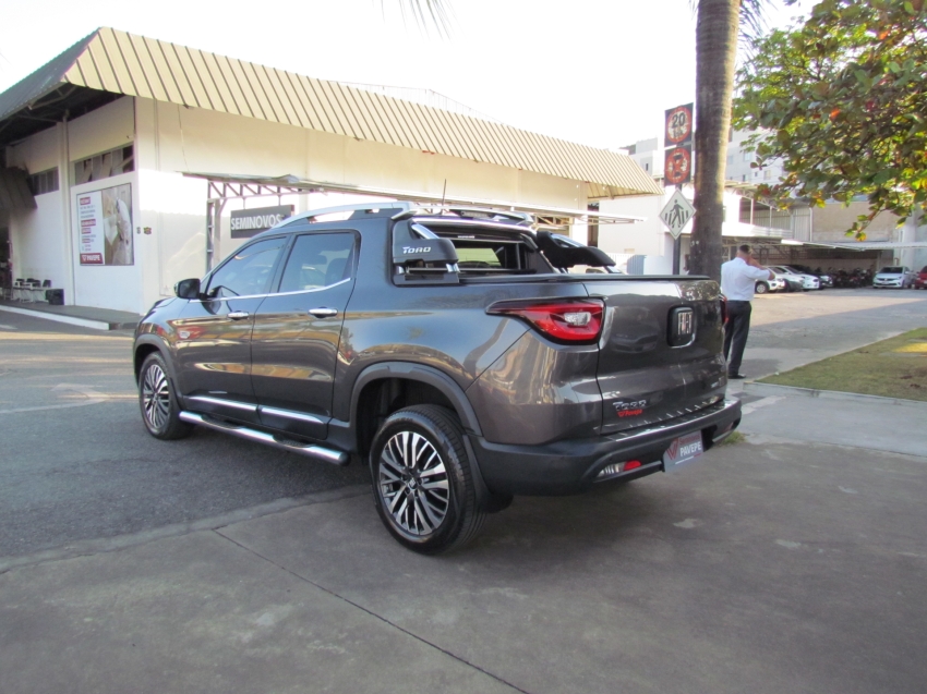 fiat toro 2.0 16v turbo diesel ranch 4wd at9 4p automatico 2024 fiat toro 2.0 16v turbo diesel ranch 4wd at9 4p automatico 2024