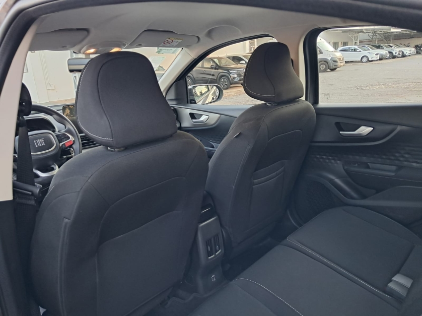 fiat fastback 1.0 turbo 200 flex cvt 4p automatico 2025