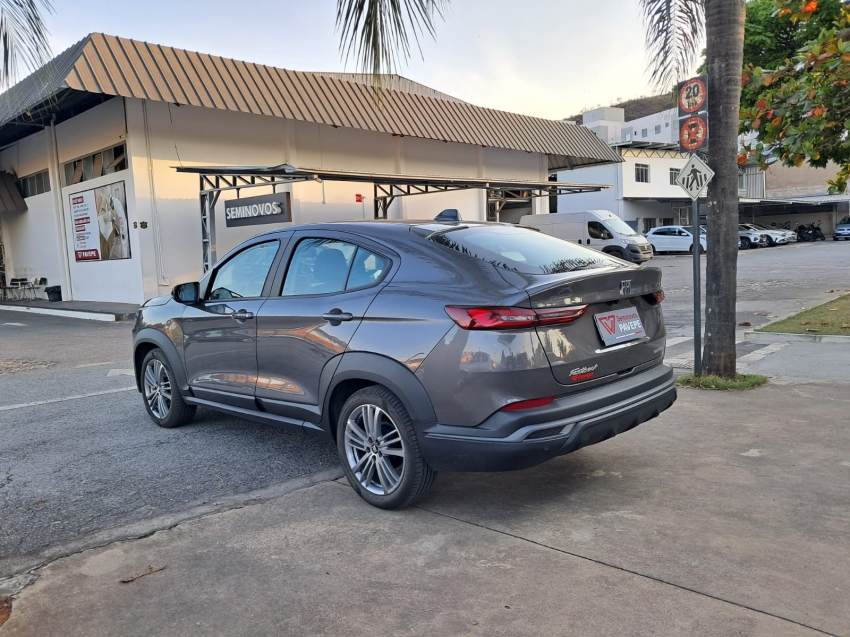 fiat fastback 1.0 turbo 200 flex cvt 4p automatico 2025