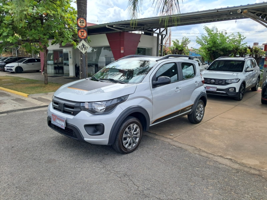 fiat mobi 1.0 evo flex trekking manual 4p 2024 fiat mobi 1.0 evo flex trekking manual 4p 2024