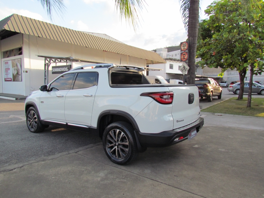 fiat toro 2.0 16v turbo diesel ranch 4wd at9 4p automatico 2022 fiat toro 2.0 16v turbo diesel ranch 4wd at9 4p automatico 2022
