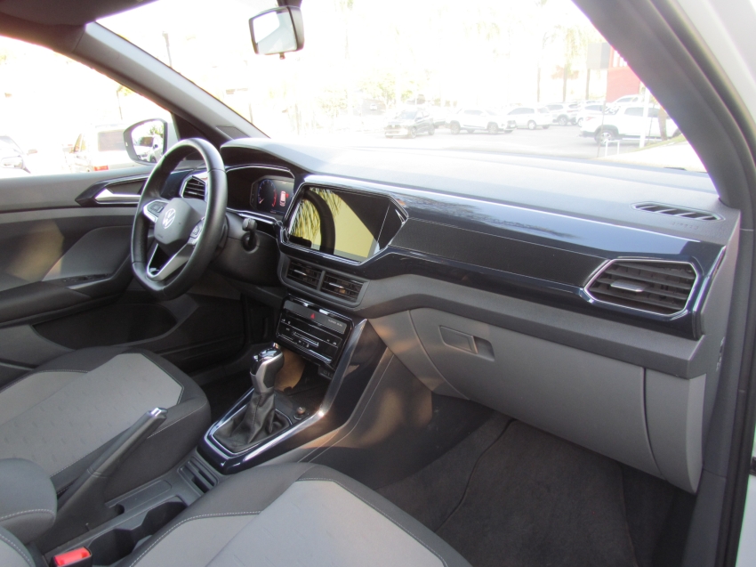 volkswagen t-cross 1.0 200 tsi total flex comfortline automatico 4p 2024 volkswagen t-cross 1.0 200 tsi total flex comfortline automatico 4p 2024