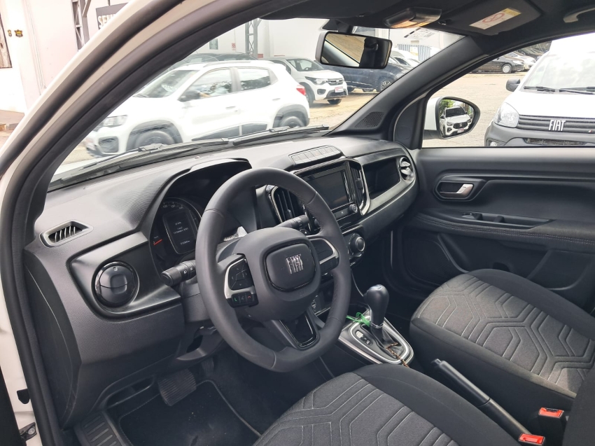 fiat strada 1.3 firefly flex volcano cd cvt 4p automatico 2024 fiat strada 1.3 firefly flex volcano cd cvt 4p automatico 2024