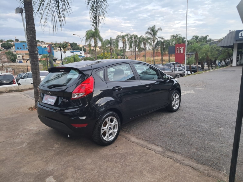 ford fiesta 1.6 rocam se 8v flex 4p manual 2014 ford fiesta 1.6 rocam se 8v flex 4p manual 2014
