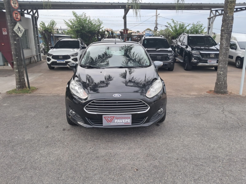 ford fiesta 1.6 rocam se 8v flex 4p manual 2014 ford fiesta 1.6 rocam se 8v flex 4p manual 2014