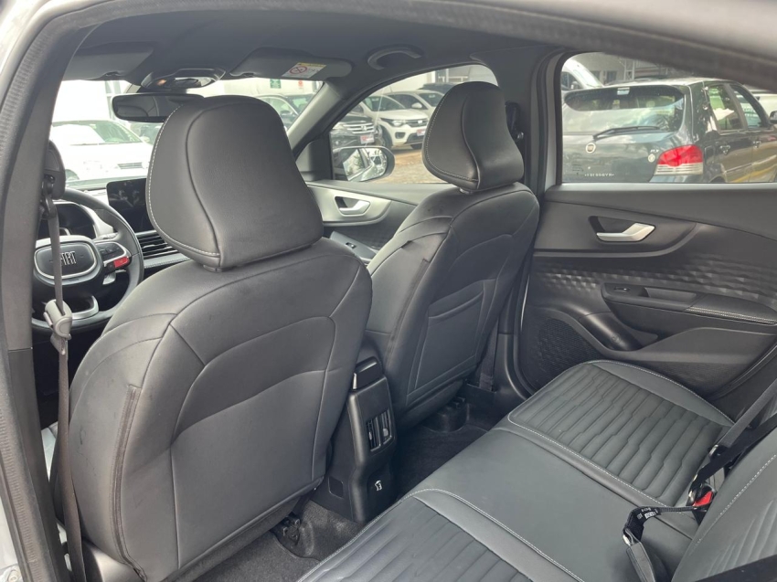 fiat fastback 1.3 turbo 270 flex limited edition at6 gnv 4p automatico 2024 fiat fastback 1.3 turbo 270 flex limited edition at6 gnv 4p automatico 2024