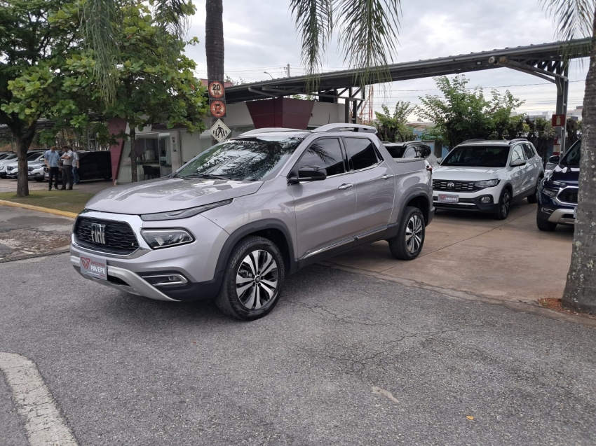 fiat toro 2.0 16v turbo diesel volcano 4wd at9 4p automatico 2025