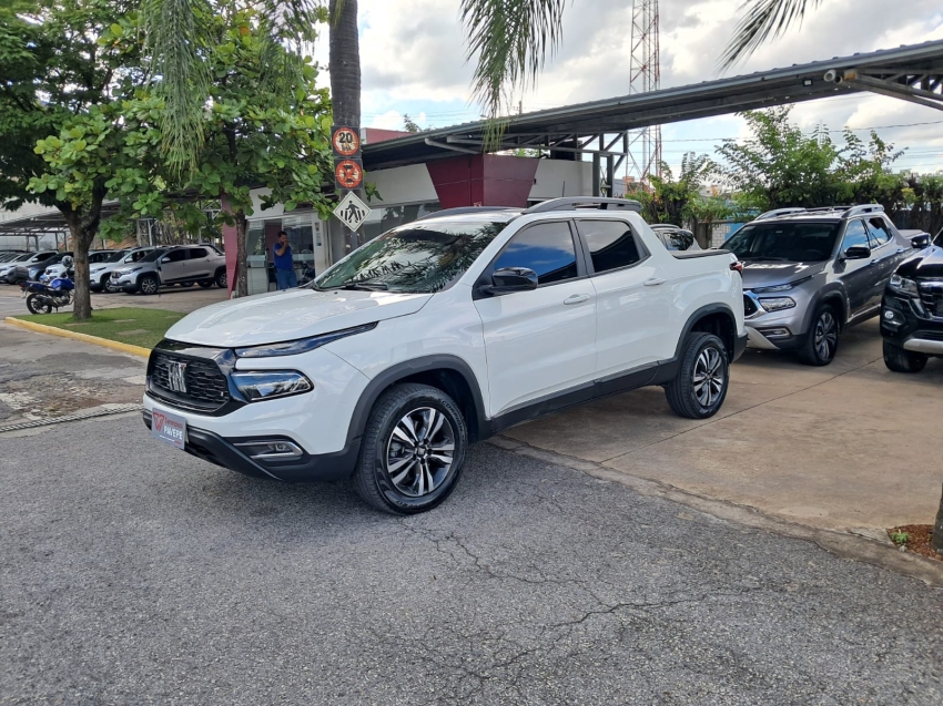 fiat toro 1.3 turbo 270 flex freedom at6 4p automatico 2025