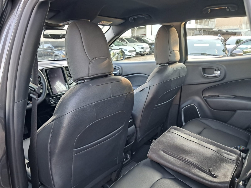 fiat toro 1.3 turbo 270 flex volcano at6 4p automatico 20257