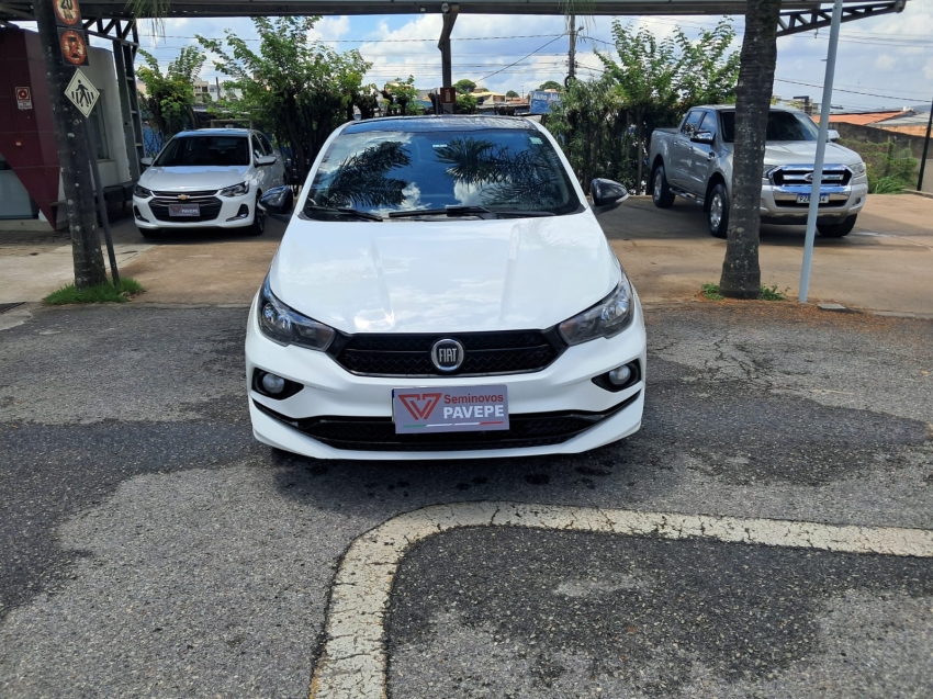 fiat cronos 1.8 e.torq flex hgt at6 4p automatico 20201