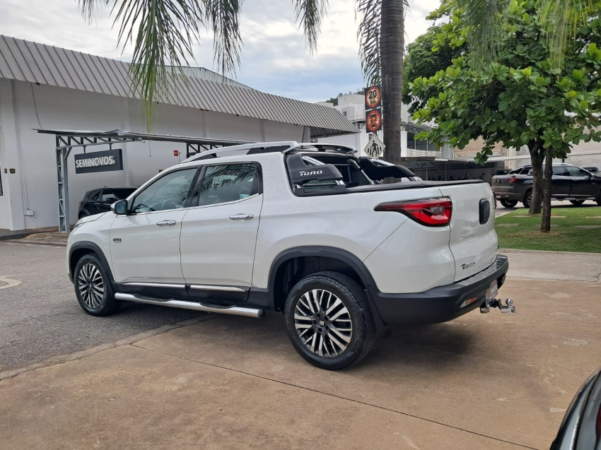 fiat toro 2.0 16v turbo diesel ranch 4wd at9 4p automatico 20255