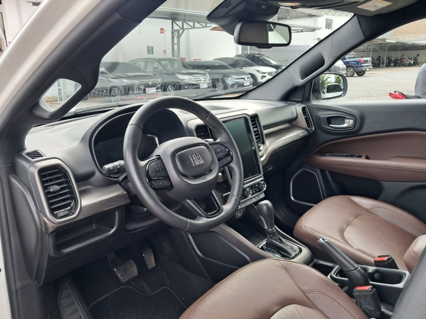 fiat toro 2.0 16v turbo diesel ranch 4wd at9 4p automatico 20256