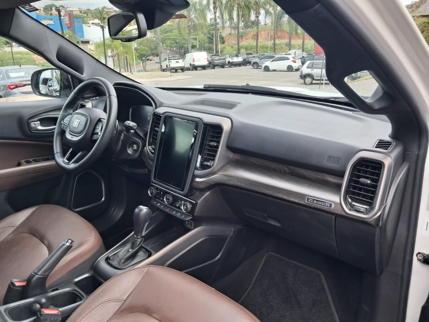 fiat toro 2.0 16v turbo diesel ranch 4wd at9 4p automatico 20258