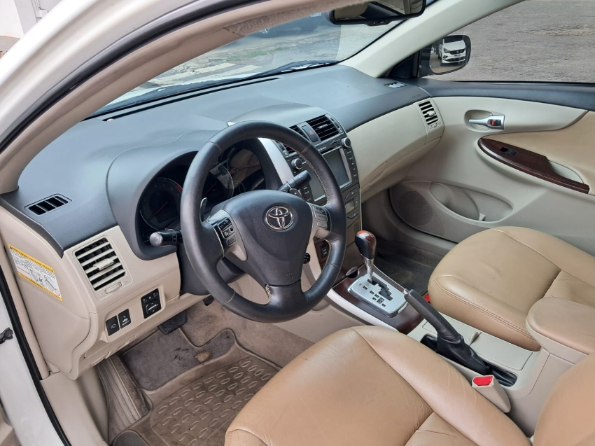 toyota corolla 2.0 altis 16v flex 4p automatico 20136