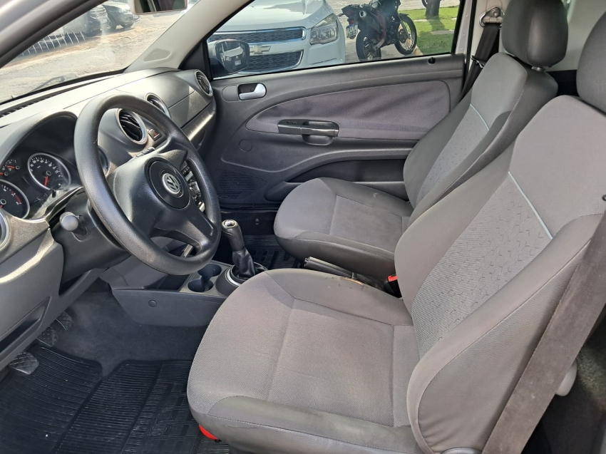 volkswagen saveiro 1.6 mi ce 8v flex 2p manual g.v 4p 20137