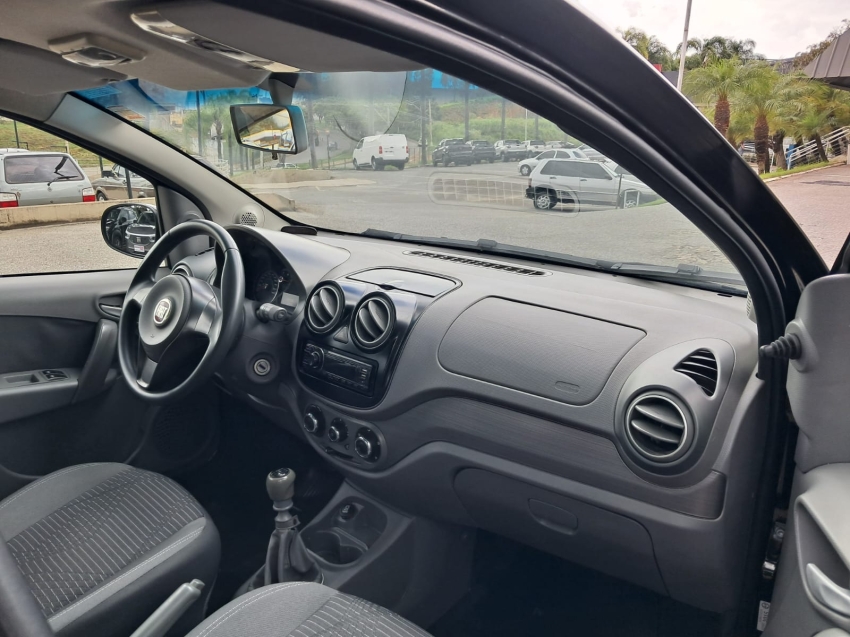 fiat palio 1.0 mpi attractive 8v flex 4p manual 20167