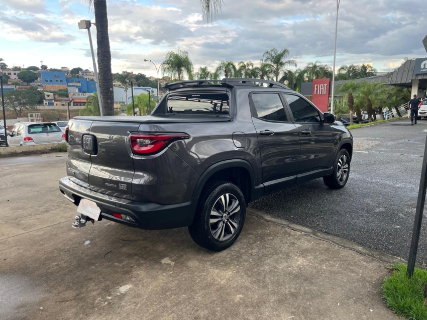 fiat toro 1.3 turbo 270 flex freedom at6 4p automatico 20233