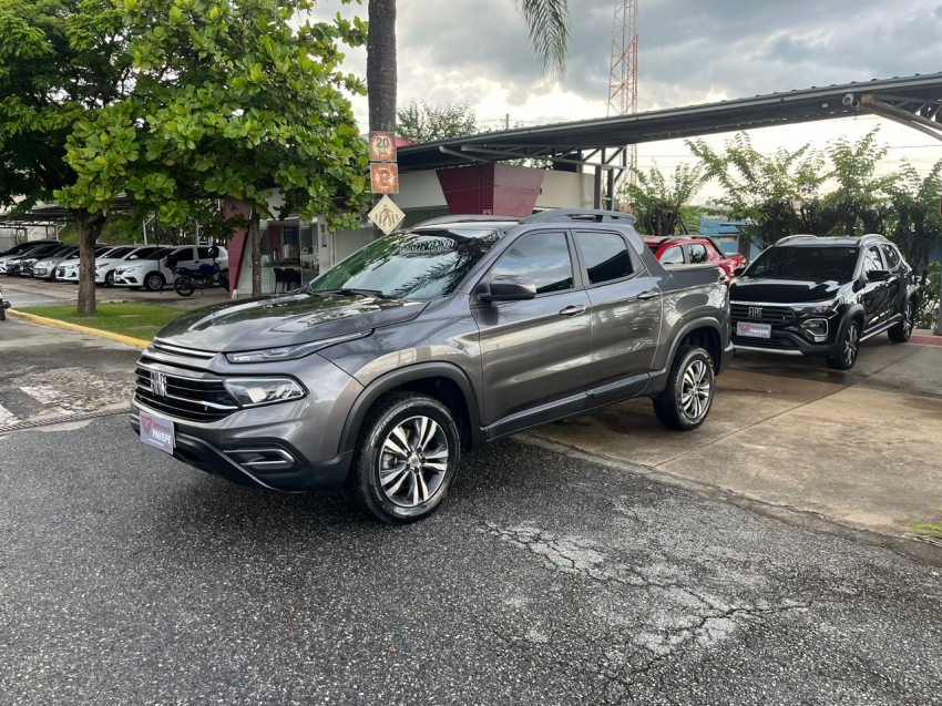 fiat toro 1.3 turbo 270 flex freedom at6 4p automatico 2023