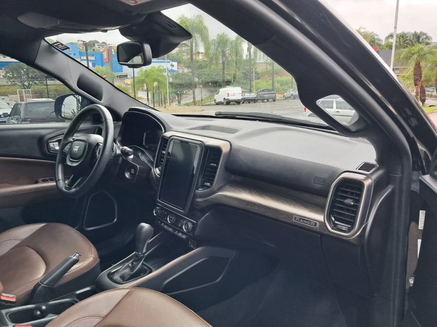 fiat toro 2.0 16v turbo diesel ranch 4wd at9 4p automatico 20238