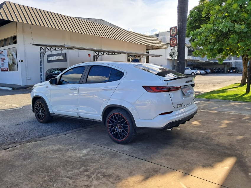 fiat fastback 1.3 turbo 270 flex abarth at6 4p automatico 20255