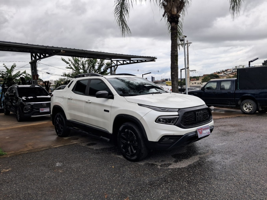 fiat toro 2.0 16v turbo diesel ultra 4wd at9 4p automatico 20232