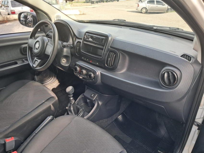 fiat mobi 1.0 evo flex like. manual 4p 20237