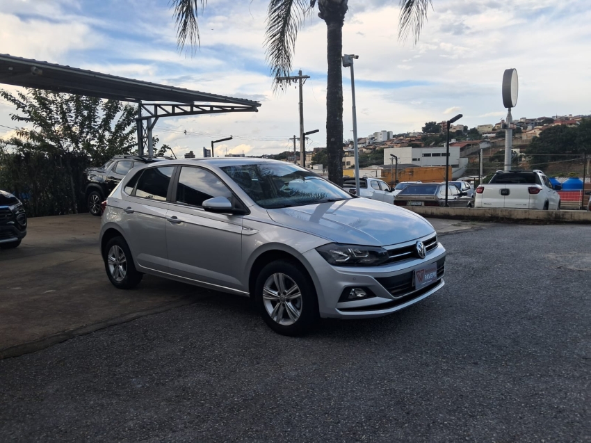 volkswagen polo 1.0 200 tsi comfortline automatico flex 4p 20182