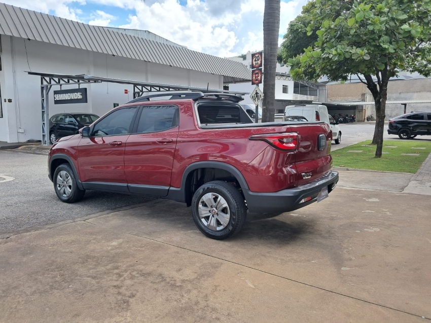 fiat toro 1.8 16v evo flex freedom at6 4p automatico 20205