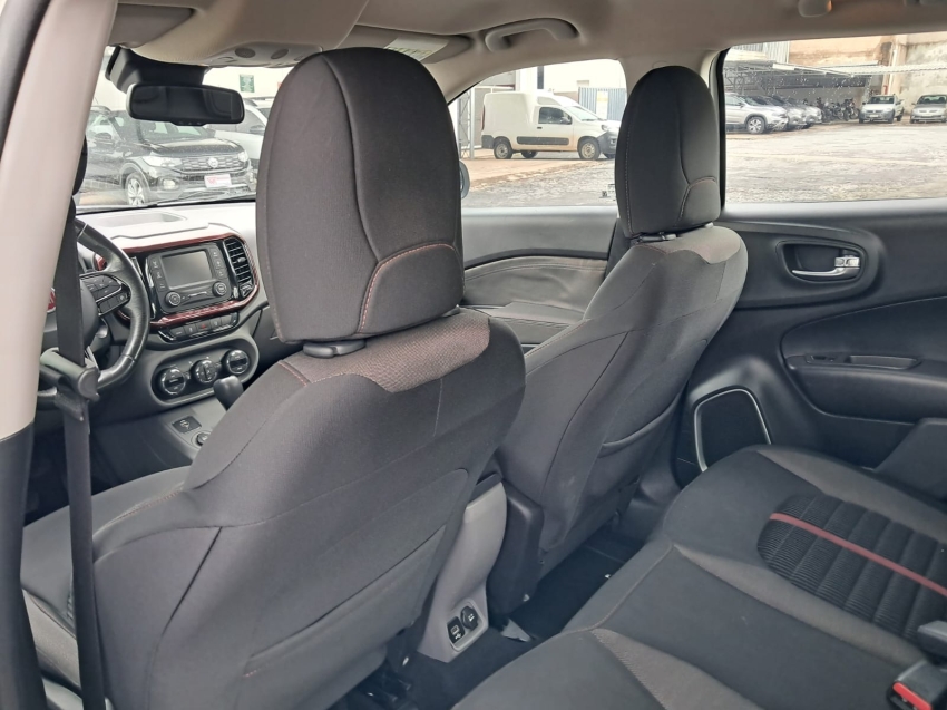 fiat toro 1.8 16v evo flex freedom at6 4p automatico 20187