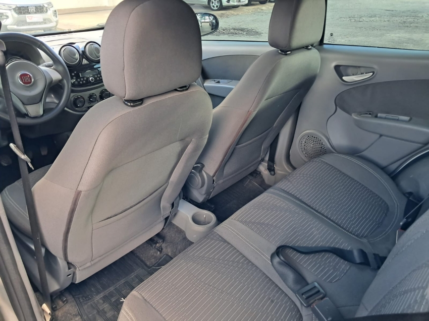 fiat palio 1.4 mpi attractive 8v flex 4p manual 20137