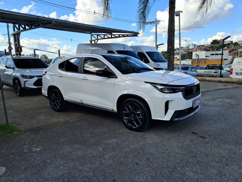 fiat fastback 1.0 turbo 200 hybrid impetus cvt flex 4p automatico 20262