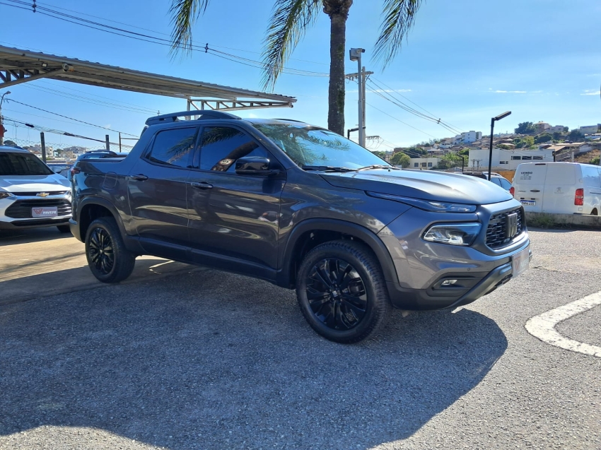 fiat toro 1.3 turbo 270 flex volcano at6 4p automatico 20232