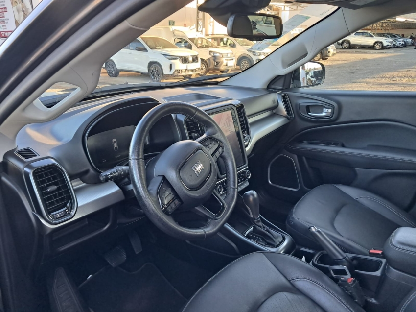 fiat toro 2.0 16v turbo diesel volcano 4wd at9 4p automatico 20256