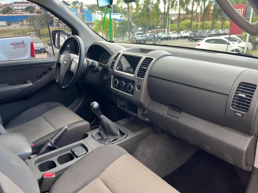 nissan frontier 2.5 sv attack 4x4 cd turbo eletronic diesel 4p manual 20147