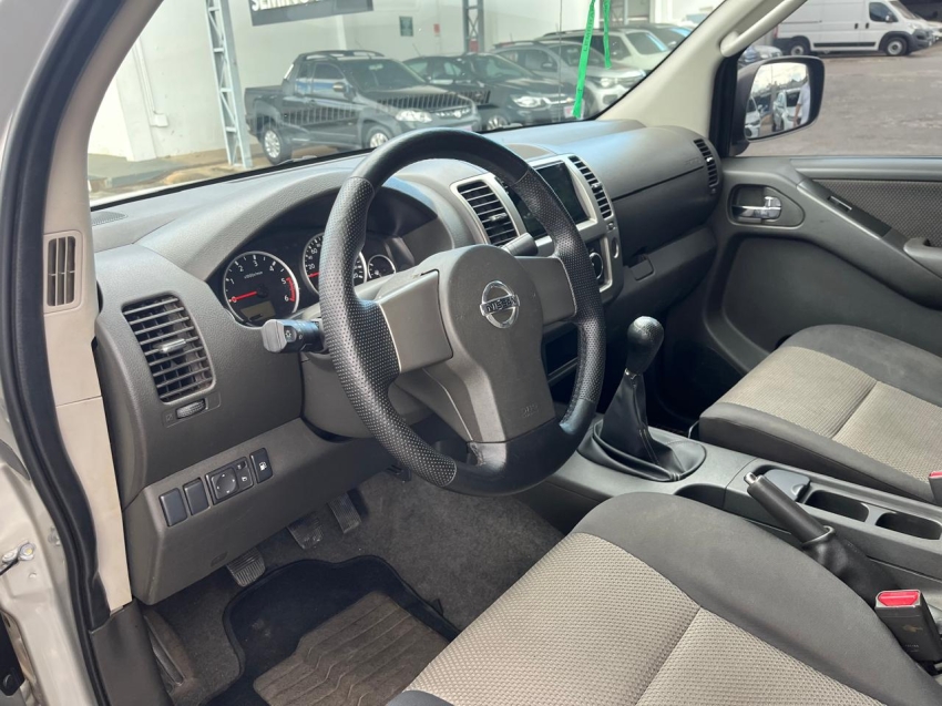nissan frontier 2.5 sv attack 4x4 cd turbo eletronic diesel 4p manual 20146