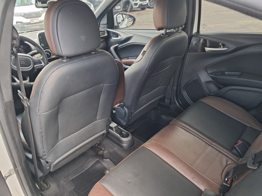 fiat cronos 1.3 firefly flex precision cvt 4p automatico 20239