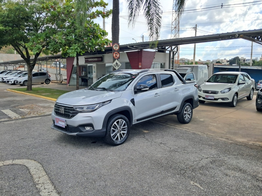 fiat strada 1.3 firefly flex volcano cd cvt 4p automatico 2025