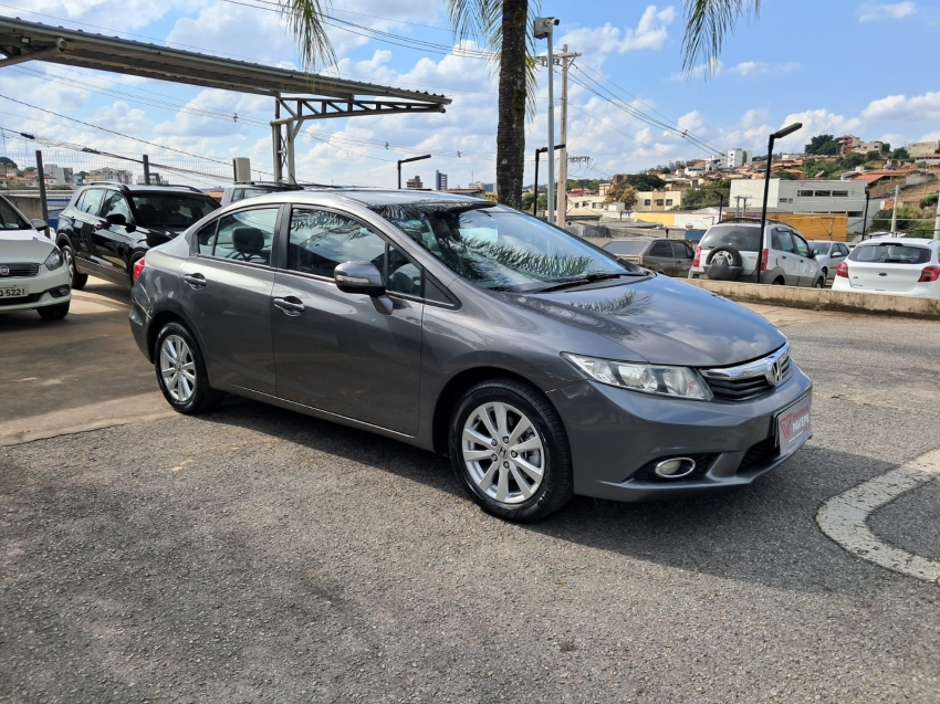 honda civic 2.0 lxr 16v flex 4p automatico 20142