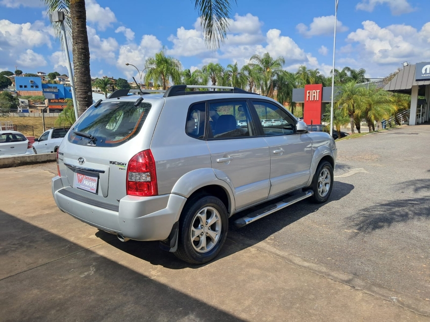 hyundai tucson 2.0 mpfi gls 16v 143cv 2wd flex 4p automatico 20153