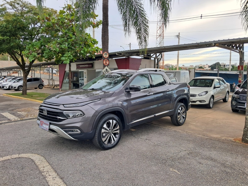 fiat toro 1.3 turbo 270 flex volcano at6 4p automatico 2022