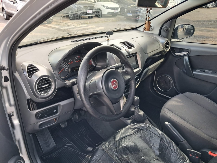fiat grand siena 1.4 mpi attractive 8v flex 4p manual 20188