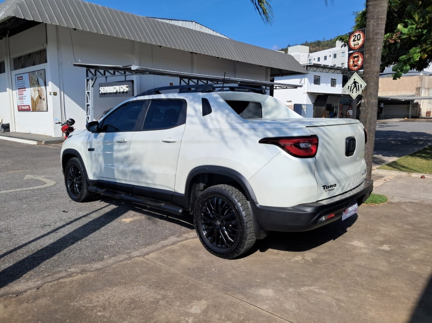 fiat toro 1.3 turbo 270 flex ultra at6 4p automatico 20255