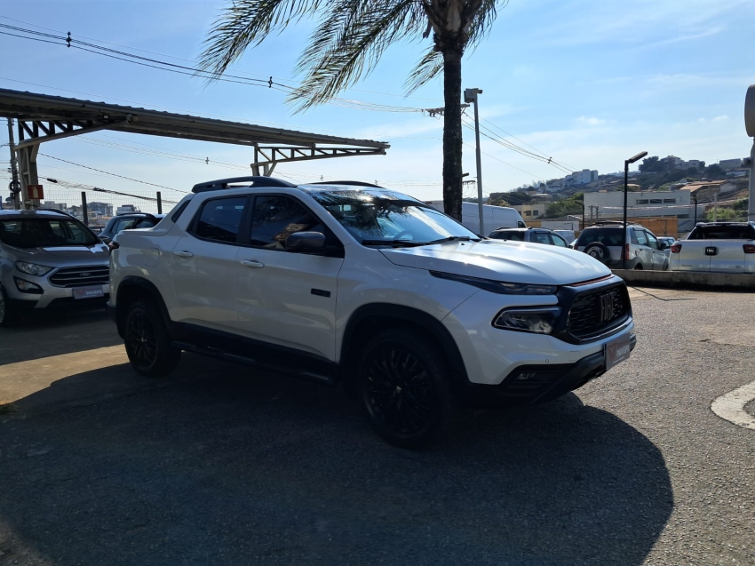 fiat toro 1.3 turbo 270 flex ultra at6 4p automatico 20252