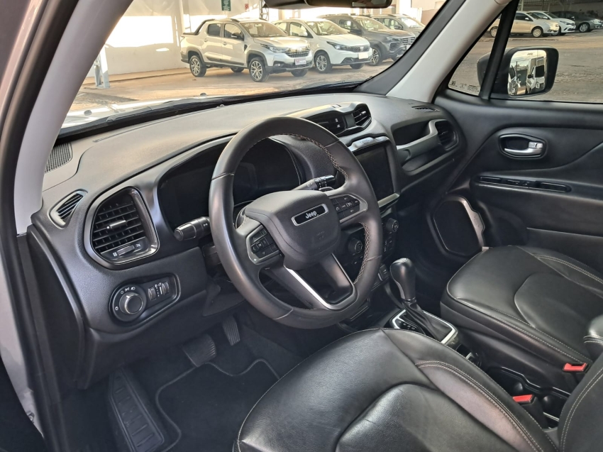 jeep renegade 1.3 t270 turbo flex longitude at6 4p automatico 20228