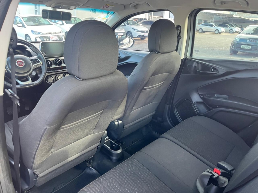 fiat cronos 1.3 firefly flex drive gsr 4p automatico 20198