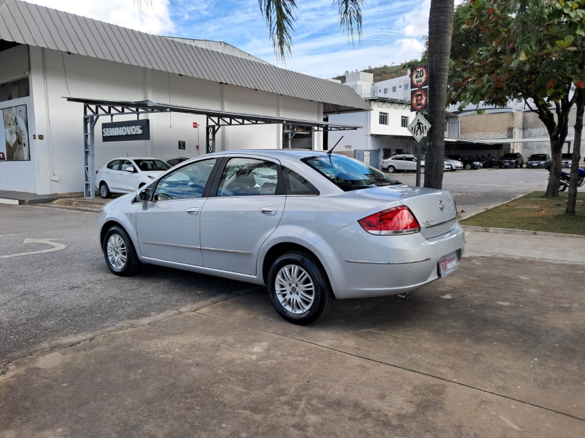 fiat linea 1.8 essence 16v flex 4p manual 20135